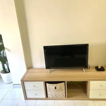 Charming House 2 דירה