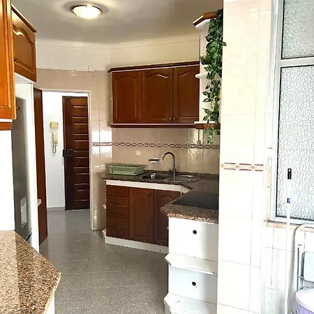 Διαμέρισμα Charming House 2 *