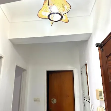 Διαμέρισμα Charming House 2 *